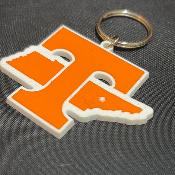 Tennessee Vols- Orange and white Keychain, never used! - Picture 2 of 6